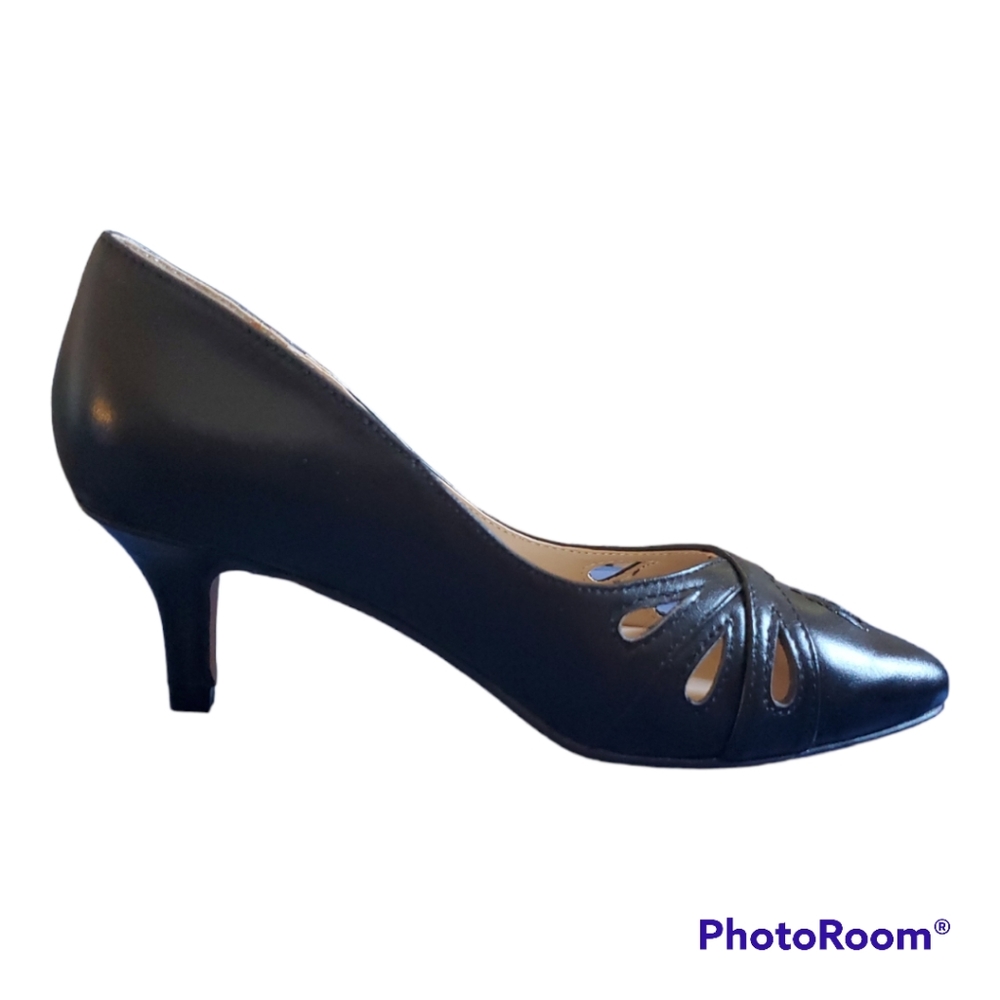 CINDERELLA OF BOSTON Petite Women’s Black Pumps Heels Shoes - Size 3